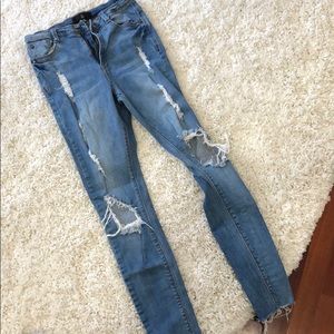 MISSGUIDED Ripped Jeans